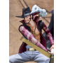 One Piece - Figurine Mihawk Figuarts Zero Battle Version