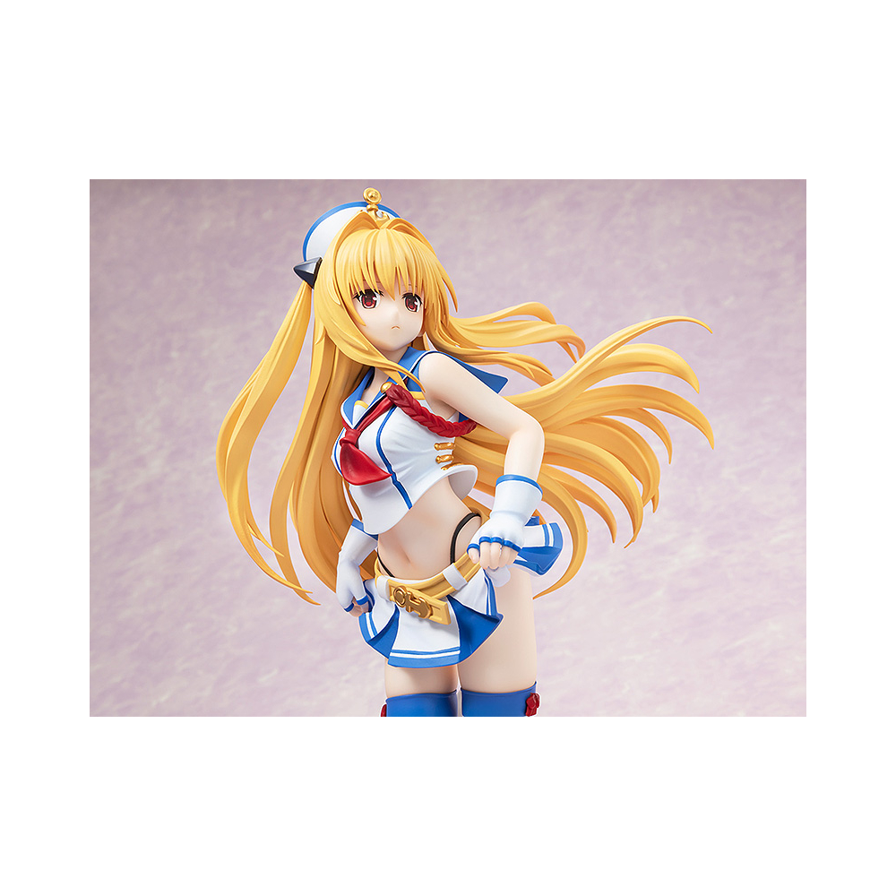 To Love-Ru Darkness - Figurine Golden Darkness Breezy Seaside Ver.