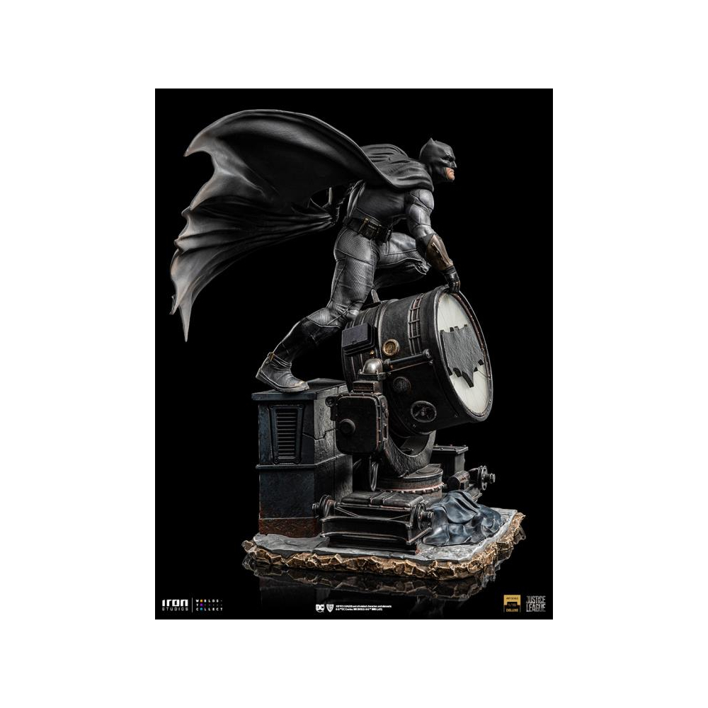 DC Comics - Figurine Batman On Batsignal Justice League Snyder's Cut