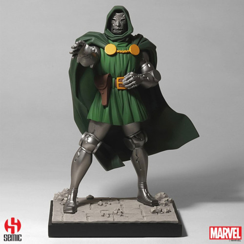 Marvel - Figurine Dr Doom Legacy Collection