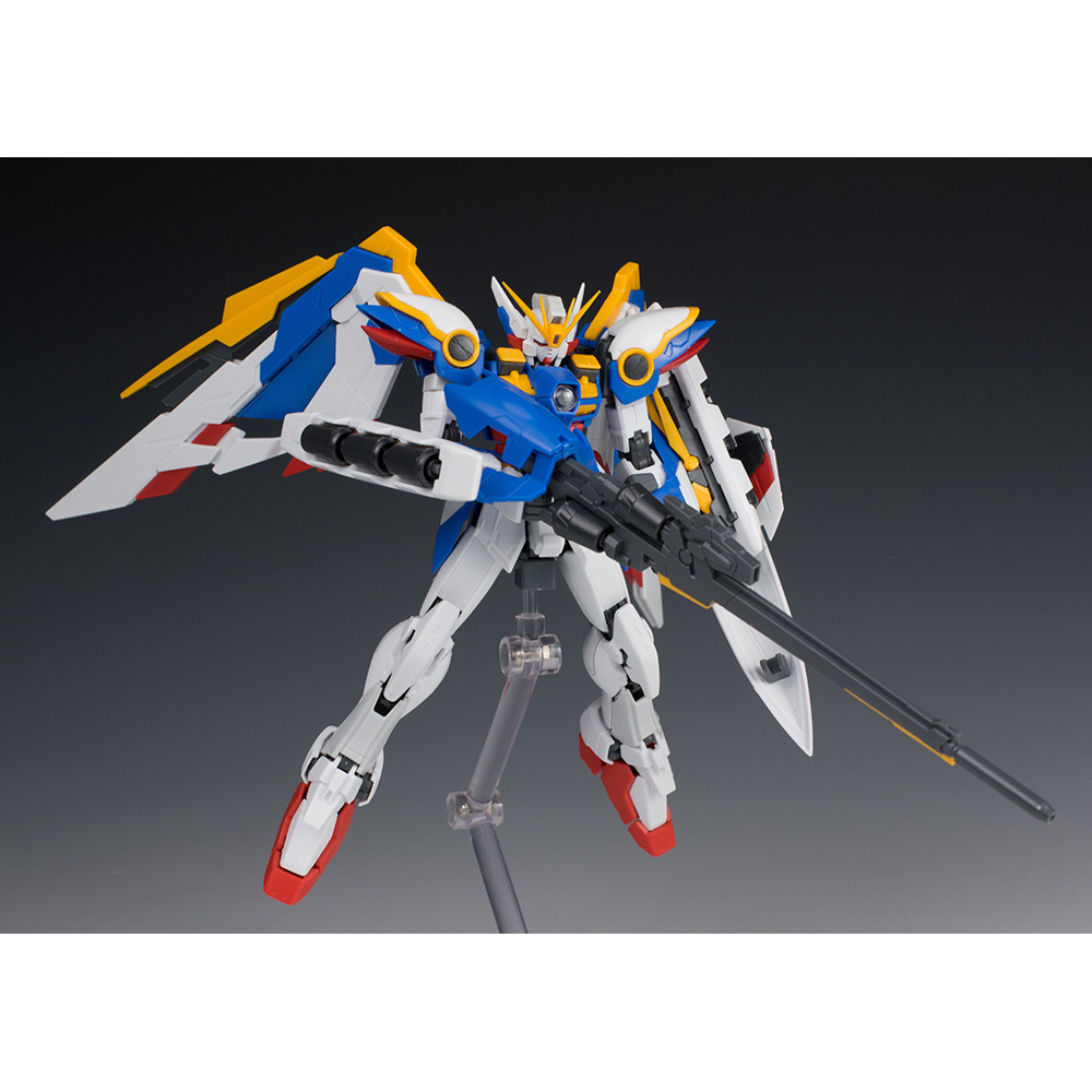 Gundam - Maquette Wing Gundam Ew 1/144 [RG]