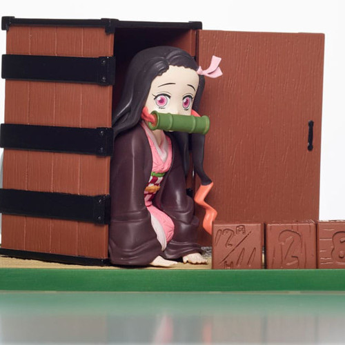 Demon Slayer Kimetsu No Yaiba - Figurine Nezuko Kamado Calendrier Perpétuel